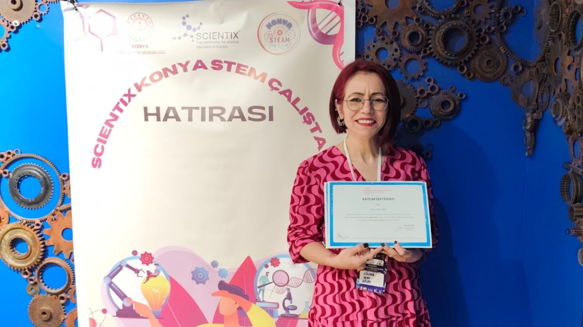 Telafer İlkokulu Öğretmeni Gülizar SERT DÜLEK, Scientex Konya STEM Çalıştayı'nda
